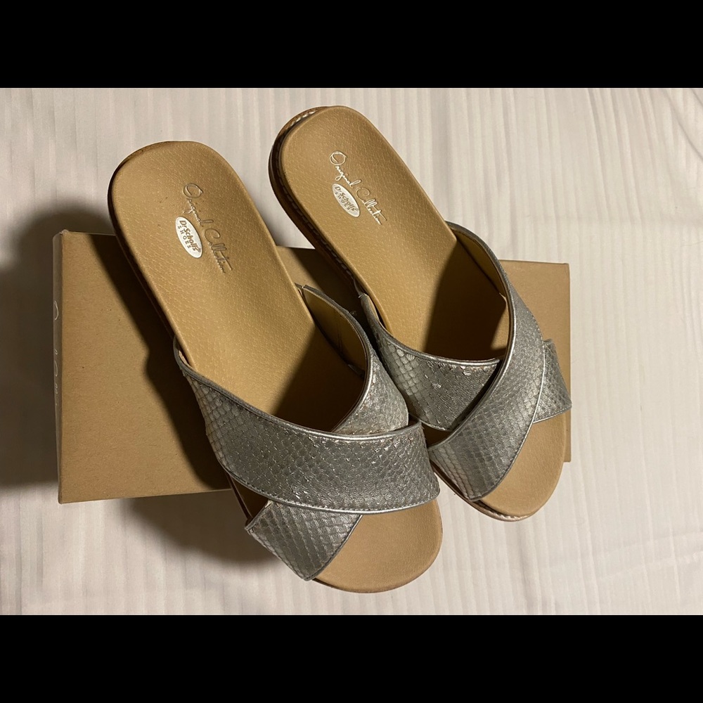 Dr Scholls size 6.5 silver sandals